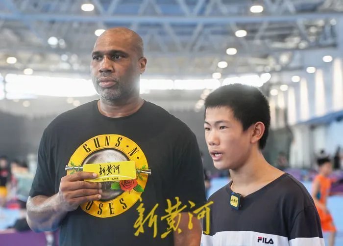 如何通过篮球表演赛制定有效的训练计划_1